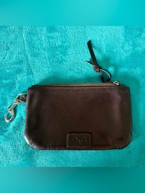 D&G Men or Women’s Chocolate Brown Soft Leather Zip Pouch or Clutch with Clip